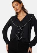 ONLY Lise Contrast Frill Shirt Black Detail: Pumice L