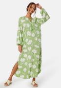 Happy Holly V-neck Raglan Viscose Dress Green/Patterned 52/54
