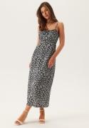 ONLY Onlnelly Life Alexa Midi Dress Night Sky Aop:little Flower XS