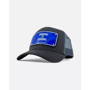 Pipot John Hatter & Co  VOITTAMINEN ON VOITTAMISTA 1-1037-U00  Yksi Ko...