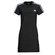 Lyhyt mekko adidas  3S FIT T DR  EU S