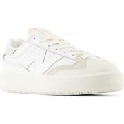 Tennarit New Balance  Ct302 d  40