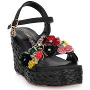 Sandaalit Laura Biagiotti  SANDALO  38