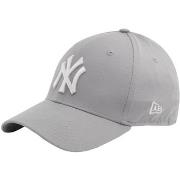 Lippalakit New-Era  39THIRTY League Essential New York Yankees MLB Cap...