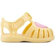 Poikien sandaalit IGOR  Baby Sandals Tobby Gloss Love - Vanilla  19
