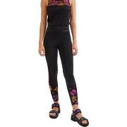 Legginsit & Sukkahousut Desigual  LEGGING FOOTBALL 22SWKK03  EU XS