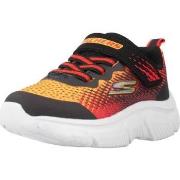 Tennarit Skechers  GO RUN 650  21