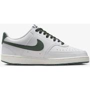 Tennarit Nike  FV9952 COURT VISION  38