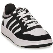 Fitness adidas  HOOPS 3  40