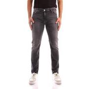 Slim-farkut Calvin Klein Jeans  K10K106564  US 33