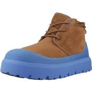 Saappaat UGG  M NEUMEL WEATHER HYBRID  41