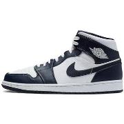 Tennarit Nike  Air Jordan 1 Mid White Metallic Gold Obsidian  41