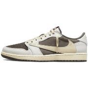 Tennarit Nike  Air Jordan 1 Low Travis Scott Reverse Mocha  40