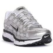 Kengät Nike  101 P 6000 METALLIC SILVER  39