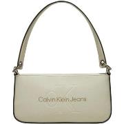 Laukut Calvin Klein Jeans  SCULPTED SHOULDER POUCH25 MONO K60K610679  ...