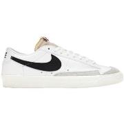 Tennarit Nike  Blazer  36