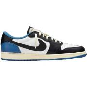 Tennarit Nike  Air Jordan 1 Travis Scott Fragment  41