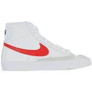 Tennarit Nike  Blazzer Mid '77  37