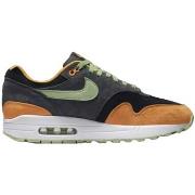 Tennarit Nike  Air Max 1  44 1/2