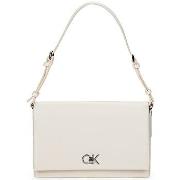 Olkalaukut Calvin Klein Jeans  CK ELONGATED SHOULDERBAG  Yksi Koko