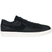 Tennarit Nike  Blazer Lx  38