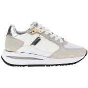 Balleriinat Guess  Chaussures  37