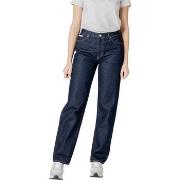 Suorat farkut Calvin Klein Jeans  90'S LOOSE J20J223997  IT 42