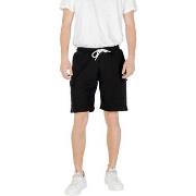 Shortsit & Bermuda-shortsit Icon  LOGO PICCOLO ICUS2S5B020  EU XXL