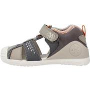 Poikien sandaalit Biomecanics  232134B  18