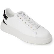 Tennarit Guess  ELBA FMPVIB LEA12  42