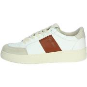 Kengät Saint Sneakers  SAIL  40
