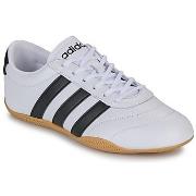 Kengät adidas  GRAND COURT LO  36