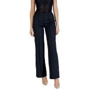 Housut Guess  CARLA FLARE PANTS V5YB11 KCX42  EU S