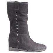 Saappaat Badura  944169CZARNE  39