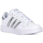 Kengät adidas  Team Court W  38