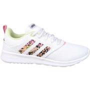 Kengät adidas  QT Racer 20  36