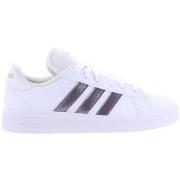 Kengät adidas  Grand Court Base 2  36