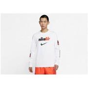 Lyhythihainen t-paita Nike  Nsw Swoosh Air Graphic  EU M