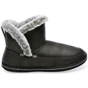 Kengät Skechers  NILKKASAAPPAAT  Cozy Campfire - Fresh Breeze  36