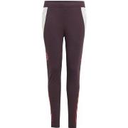 Jogging housut / Ulkoiluvaattee adidas  IS9943  EU XS