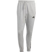 Jogging housut / Ulkoiluvaattee adidas  JE6346  EU XXL