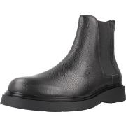 Kengät Calvin Klein Jeans  COMBAT ESS CHELSEA  42