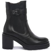 Kengät NeroGiardini  NERO GIARDINI 100 GUANTO NERO  37