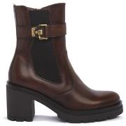 Kengät NeroGiardini  NERO GIARDINI 412 DELAVATO BEIGE  36