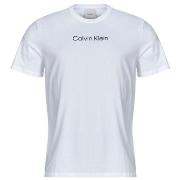 Lyhythihainen t-paita Calvin Klein Jeans  SS STANDARD LOGO 30S CREWNK ...