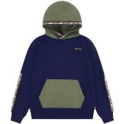 Svetari Levis  9EJ193-E6U  10 vuotta