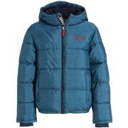 Takit Levis  9EH925-C8D  3 vuotta