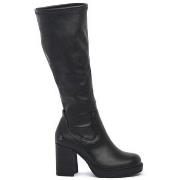 Kengät Mustang  82375029  37