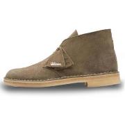 Kävelykengät Clarks  Desert Boot M  45