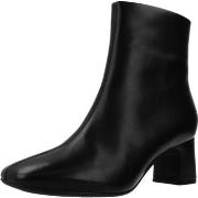 Kengät Clarks  26182935C  36